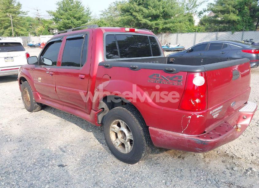 Photo 3 of 2004 Ford Explorer SPORT TRAC ADRENALIN/XLS/XLT (VIN 1FMZU77KX4UA69977)