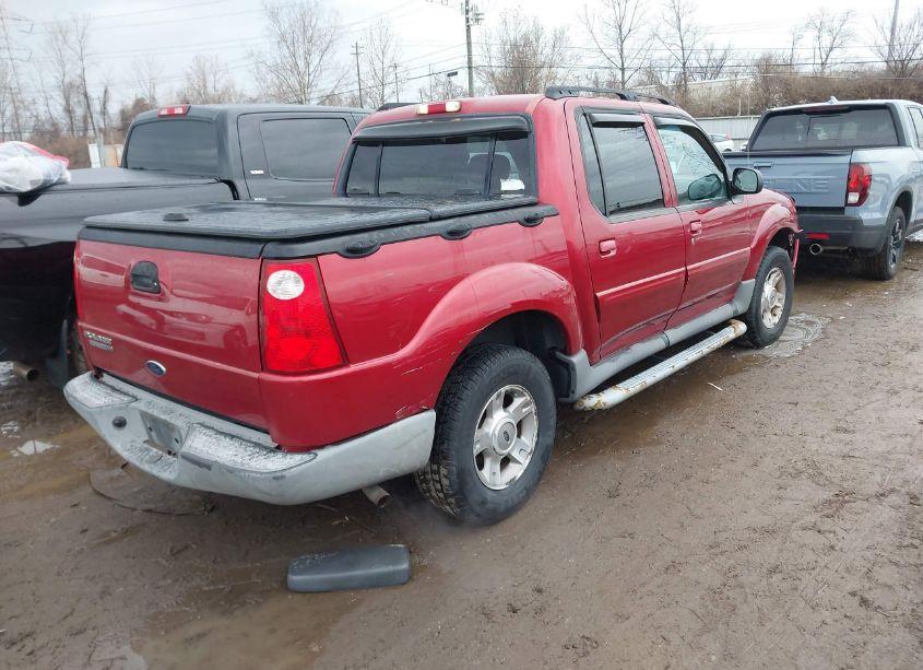 Photo 4 of 2004 Ford Explorer SPORT TRAC ADRENALIN/XLS/XLT (VIN 1FMZU77KX4UB93229)