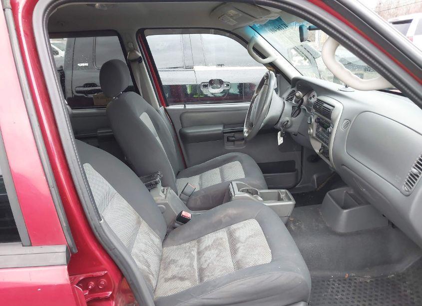 Photo 5 of 2004 Ford Explorer SPORT TRAC ADRENALIN/XLS/XLT (VIN 1FMZU77KX4UB93229)