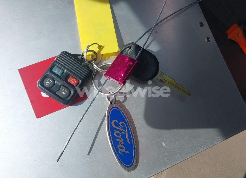 Photo 11 of 2004 Ford Explorer XLT (VIN 1FMZU83E24UB48730)