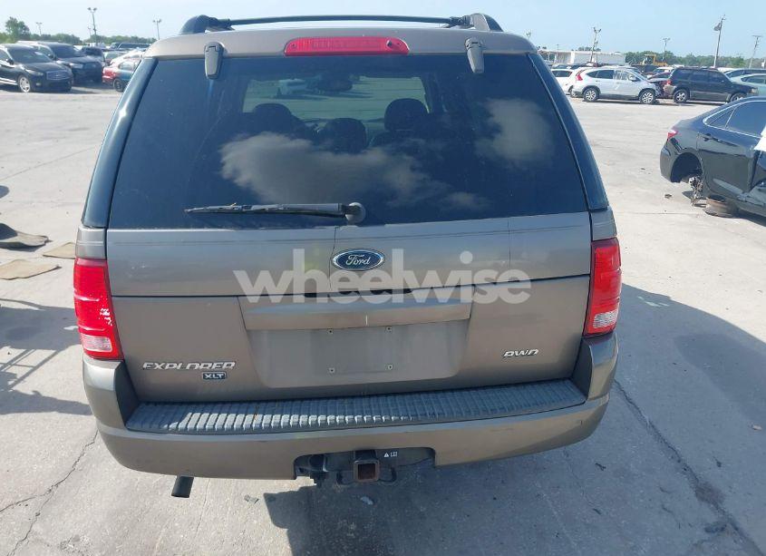 Photo 16 of 2004 Ford Explorer XLT (VIN 1FMZU83E24UB48730)