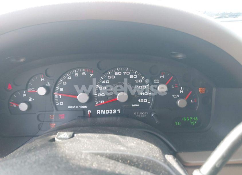 Photo 7 of 2004 Ford Explorer XLT (VIN 1FMZU83E24UB48730)