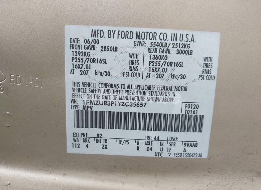 Photo 9 of 2000 Ford Explorer XLT (VIN 1FMZU83P1YZC35657)