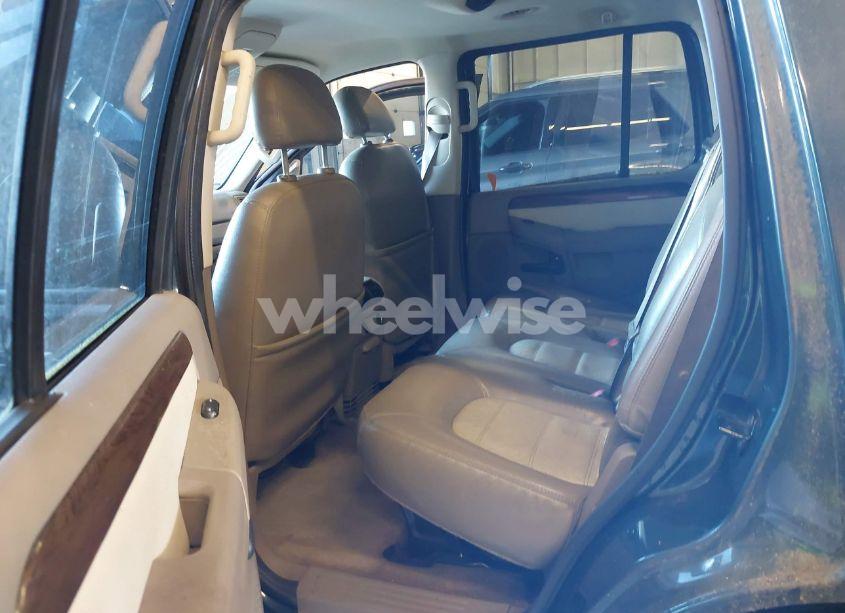 Photo 8 of 2004 Ford Explorer EDDIE BAUER (VIN 1FMZU84WX4UA32084)