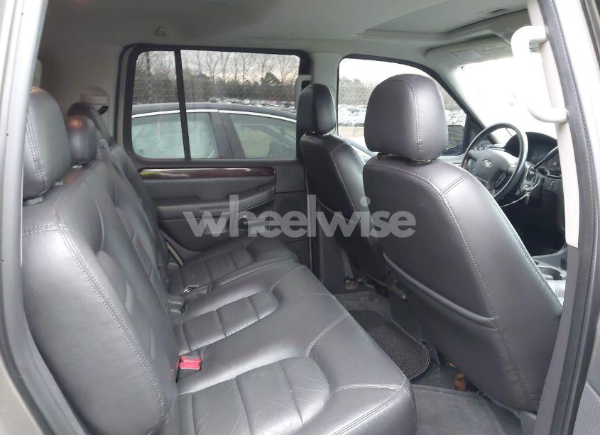 Photo 8 of 2003 Ford Explorer LIMITED (VIN 1FMZU85K73UB30239)