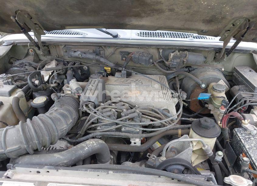 Photo 10 of 2000 Ford Explorer LIMITED (VIN 1FMZU85P9YUB30553)