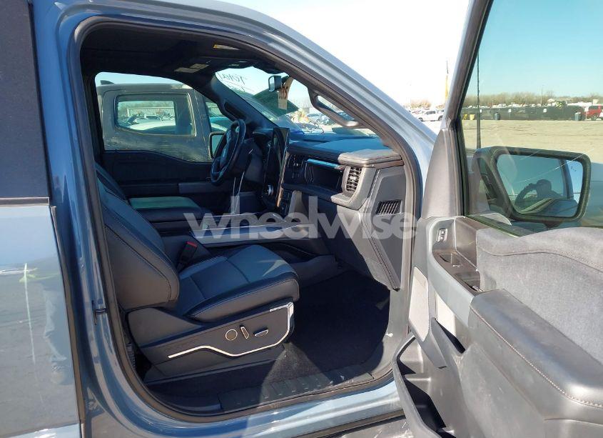 Photo 5 of 2023 Ford F-150 LIGHTNING LARIAT (VIN 1FT6W1EV4PWG14074)