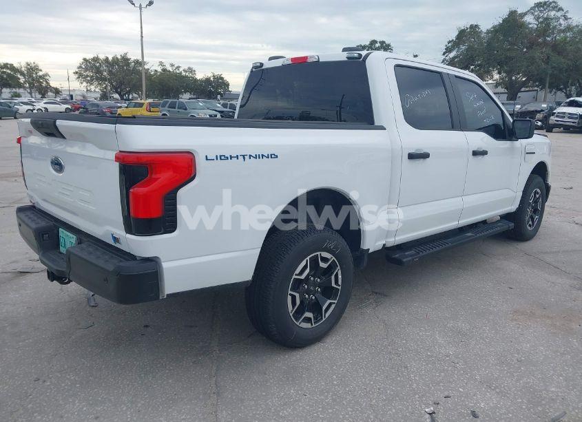 Photo 4 of 2023 Ford F-150 LIGHTNING PRO (VIN 1FT6W1EV4PWG31604)