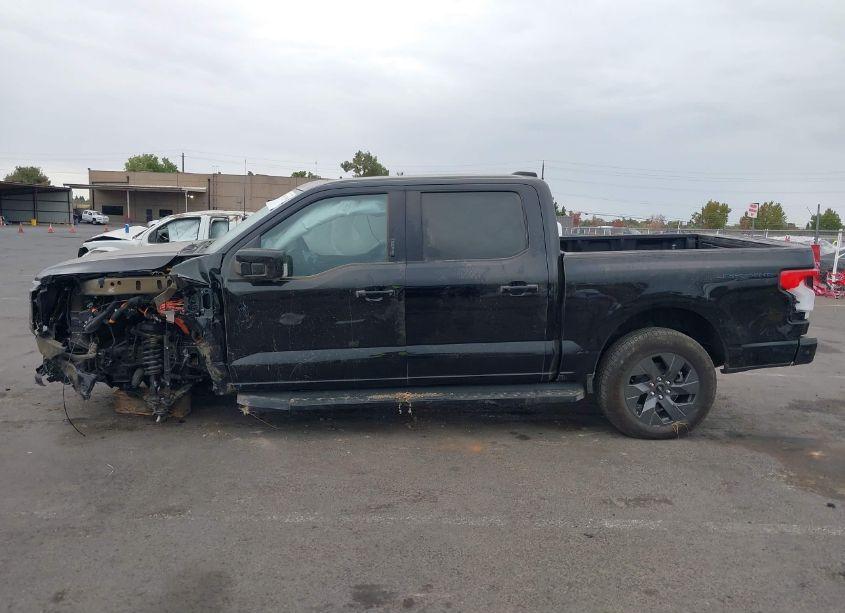 Photo 13 of 2023 Ford F-150 LIGHTNING LARIAT (VIN 1FT6W1EV6PWG48288)