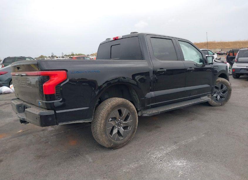 Photo 4 of 2023 Ford F-150 LIGHTNING LARIAT (VIN 1FT6W1EV6PWG48288)