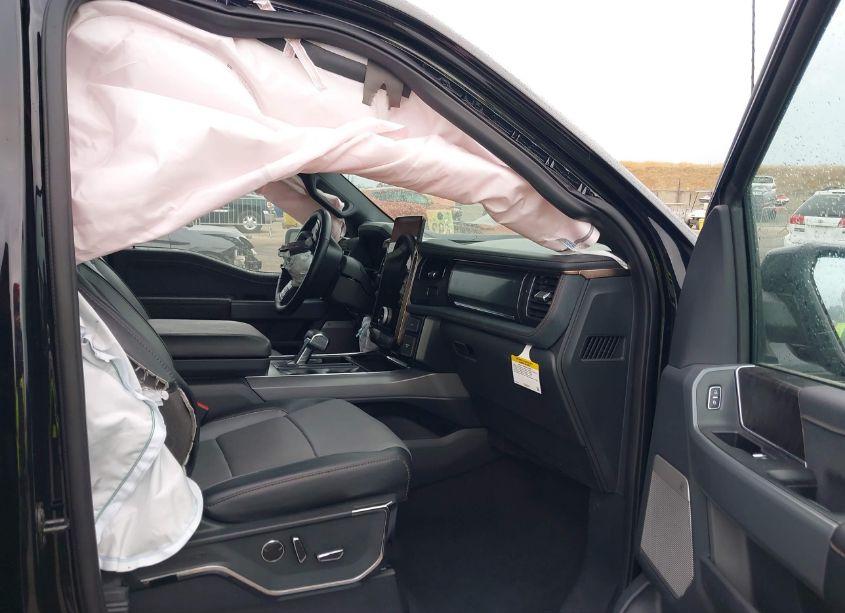 Photo 5 of 2023 Ford F-150 LIGHTNING LARIAT (VIN 1FT6W1EV6PWG48288)