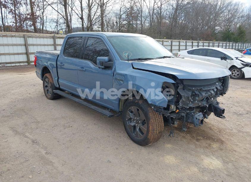 2023 Ford F-150 LIGHTNING LARIAT (VIN 1FT6W1EVXPWG34958) main photo