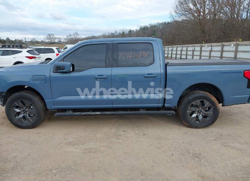 Photo 14 of 2023 Ford F-150 LIGHTNING LARIAT (VIN 1FT6W1EVXPWG34958)