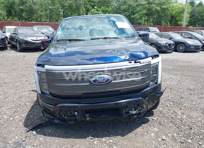 Photo 12 of 2023 Ford F-150 LIGHTNING LARIAT (VIN 1FT6W1EVXPWG42428)