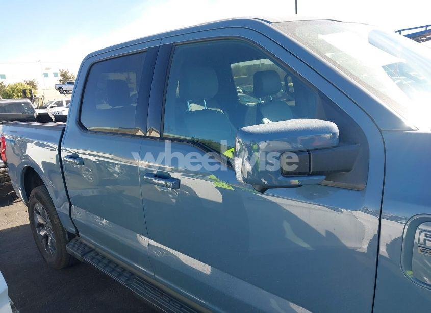 Photo 14 of 2023 Ford F-150 LIGHTNING LARIAT (VIN 1FT6W1EVXPWG56541)