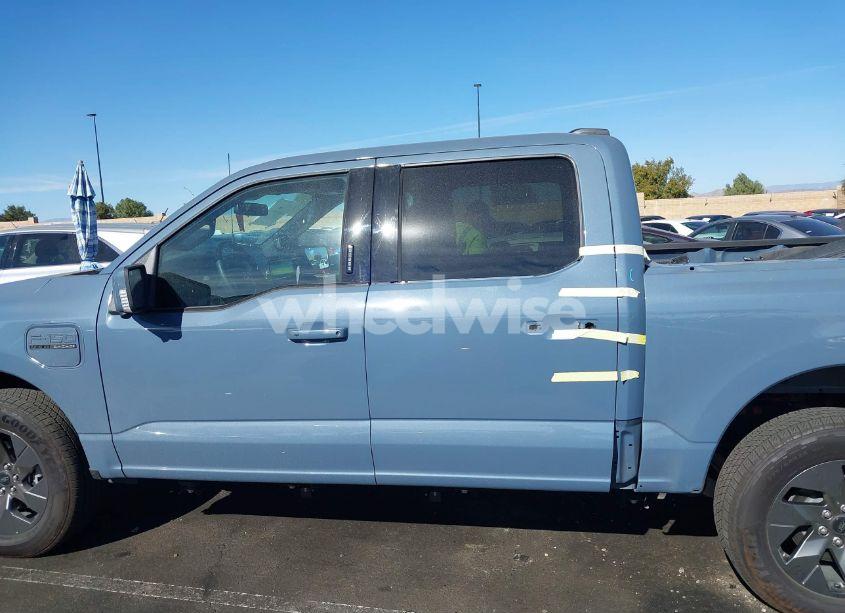 Photo 15 of 2023 Ford F-150 LIGHTNING LARIAT (VIN 1FT6W1EVXPWG56541)