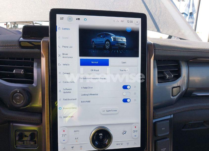 Photo 19 of 2023 Ford F-150 LIGHTNING LARIAT (VIN 1FT6W1EVXPWG56541)