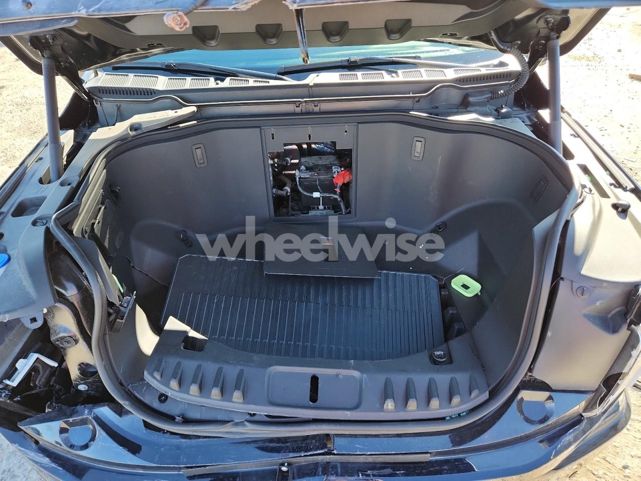 Photo 11 of 2024 FORD F150 LIGHTNING PLATINUM (VIN 1FT6W7L74RWG00105)