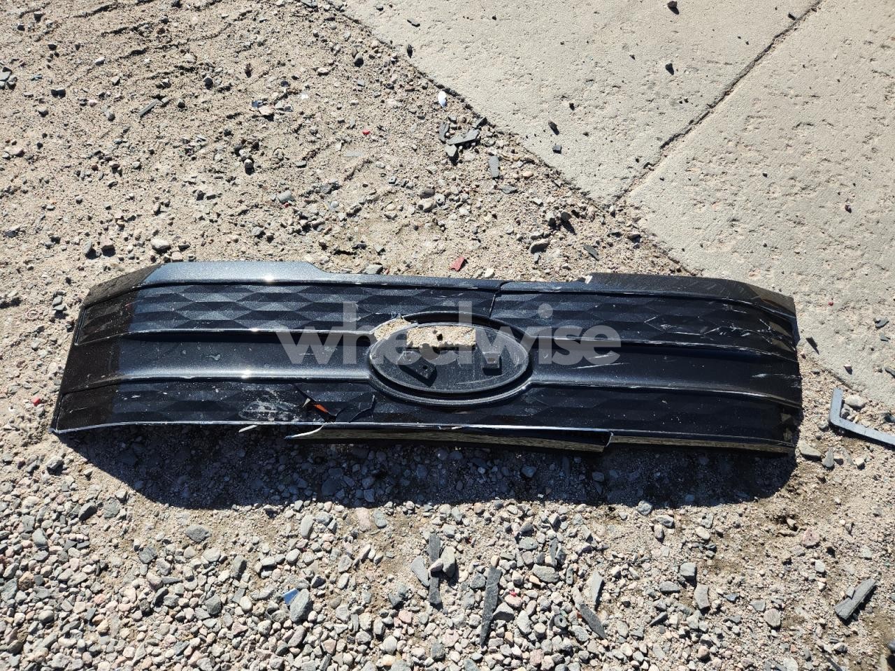 Photo 12 of 2024 FORD F150 LIGHTNING PLATINUM (VIN 1FT6W7L74RWG00105)