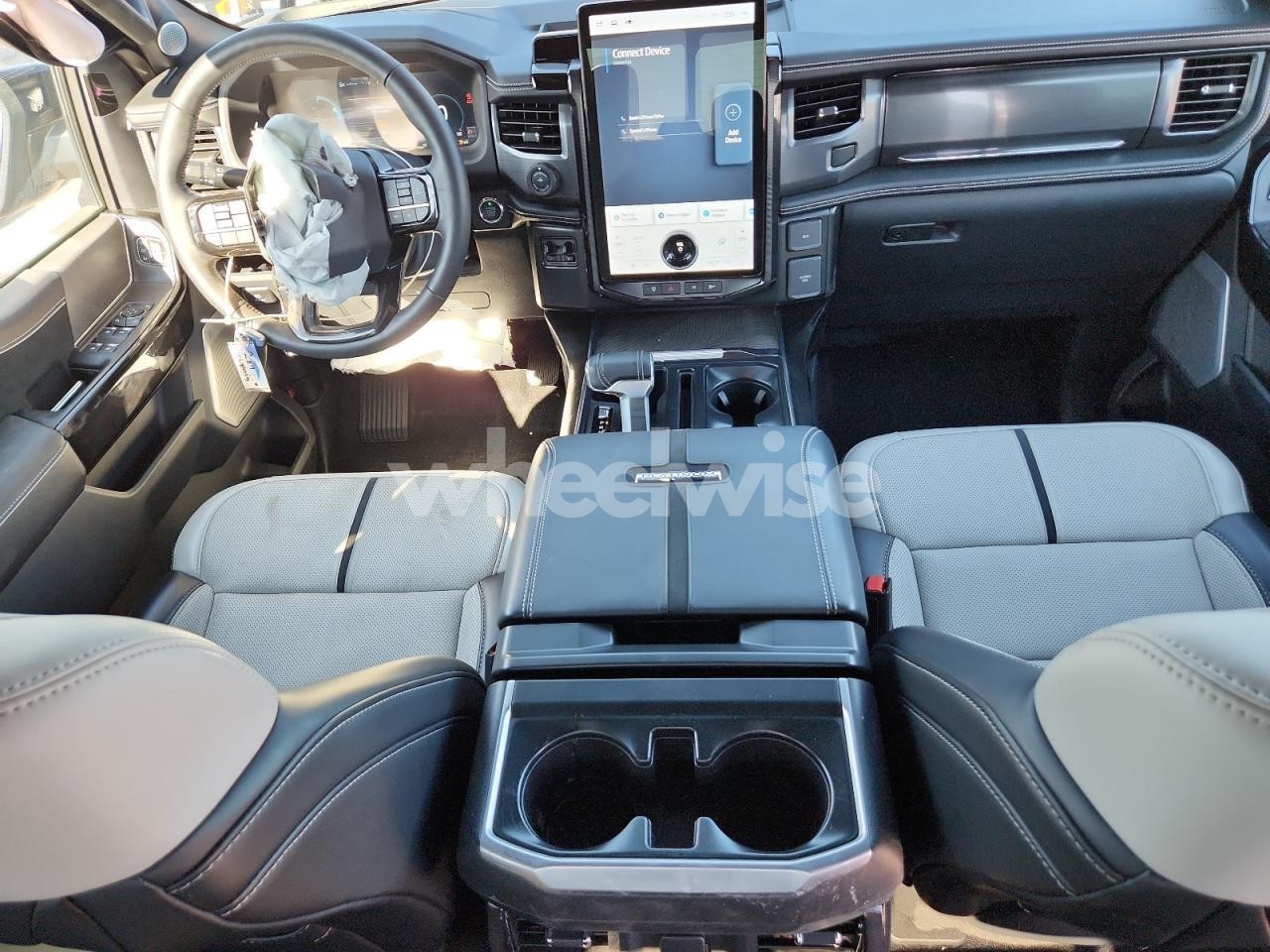 Photo 8 of 2024 FORD F150 LIGHTNING PLATINUM (VIN 1FT6W7L74RWG00105)