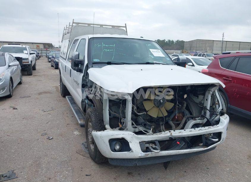 2011 Ford F-250 XLT (VIN 1FT7W2A61BEC35315) main photo