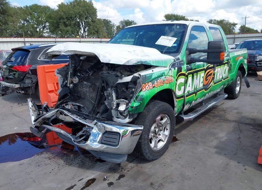 Photo 2 of 2015 Ford F-250 XLT (VIN 1FT7W2A62FEC51349)