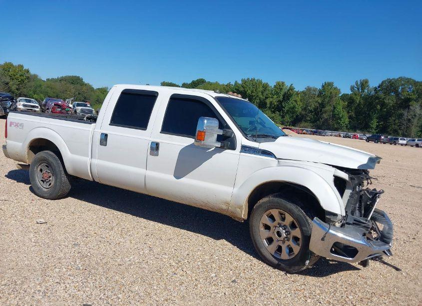 2014 Ford F-250 XLT (VIN 1FT7W2A64EEA42080) main photo