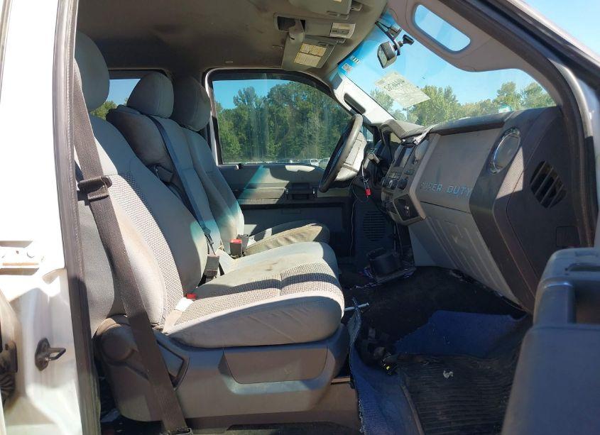 Photo 5 of 2014 Ford F-250 XLT (VIN 1FT7W2A64EEA42080)