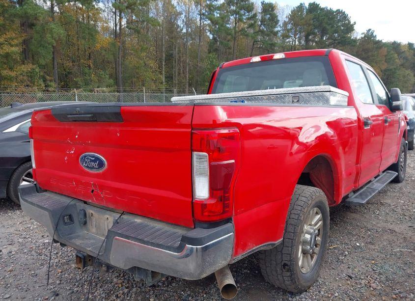 Photo 4 of 2019 Ford F-250 XL (VIN 1FT7W2A65KEF31454)