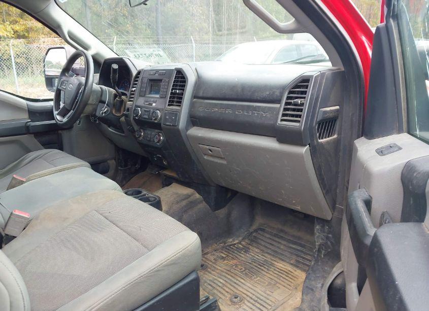 Photo 5 of 2019 Ford F-250 XL (VIN 1FT7W2A65KEF31454)