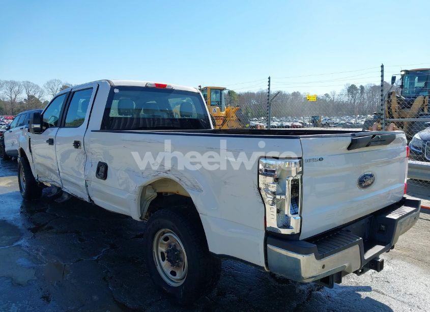 Photo 3 of 2019 Ford F-250 XL (VIN 1FT7W2A65KEF95185)
