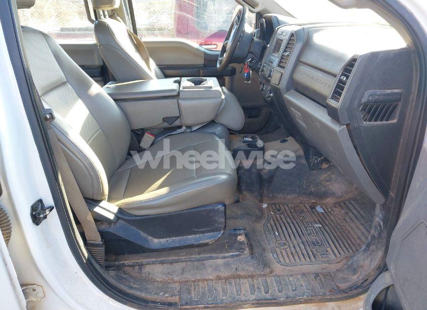 Photo 5 of 2019 Ford F-250 XL (VIN 1FT7W2A65KEF95185)