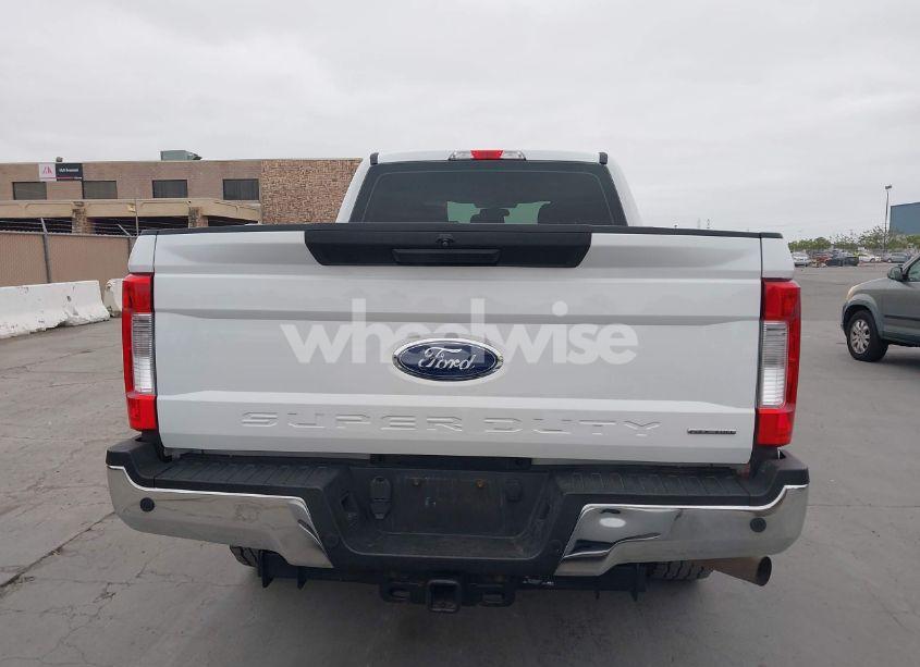 Photo 16 of 2019 Ford F-250 XL (VIN 1FT7W2A66KEF60607)