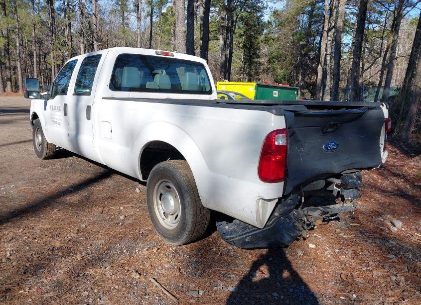 Photo 3 of 2011 Ford F-250 XL (VIN 1FT7W2A68BEC39412)