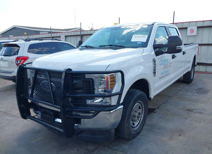 Photo 2 of 2019 Ford F-250 XL (VIN 1FT7W2A68KEE67913)