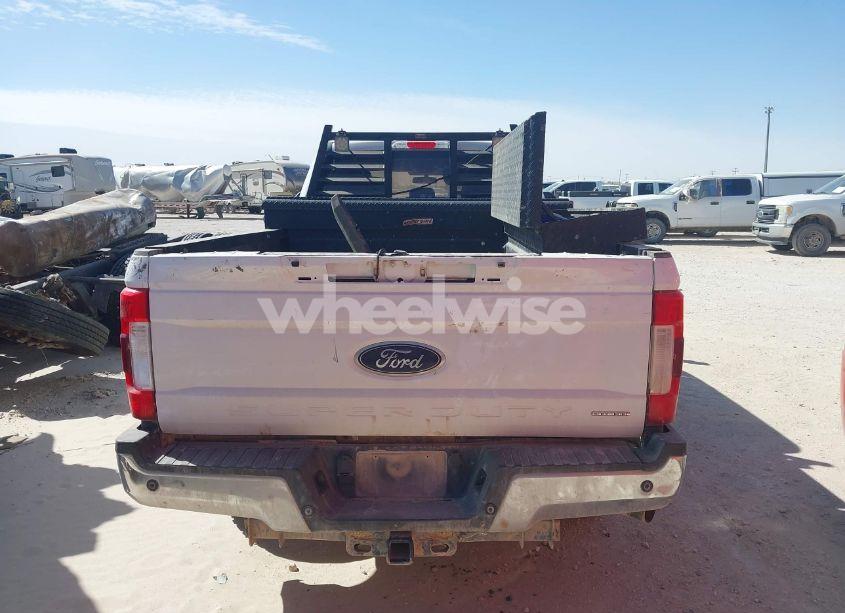 Photo 16 of 2019 Ford F-250 XL (VIN 1FT7W2A69KEC68823)