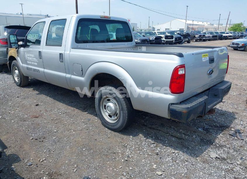 Photo 3 of 2011 Ford F-250 XL (VIN 1FT7W2A6XBEA63592)