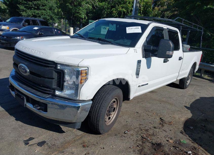 Photo 2 of 2019 Ford F-250 XL (VIN 1FT7W2AT1KEG30861)