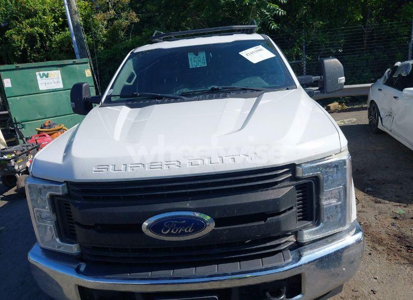 Photo 6 of 2019 Ford F-250 XL (VIN 1FT7W2AT1KEG30861)