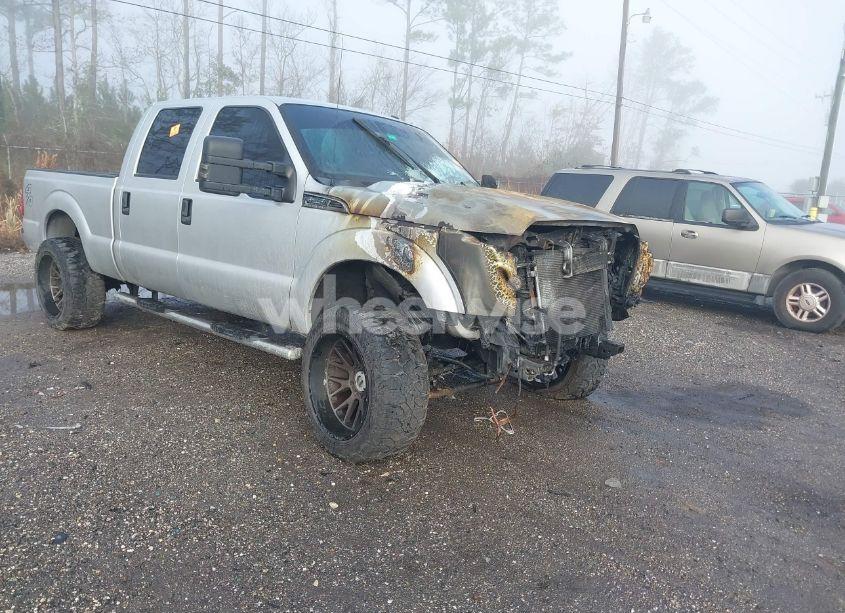 2015 Ford F-250 XLT (VIN 1FT7W2B60FEA97836) main photo