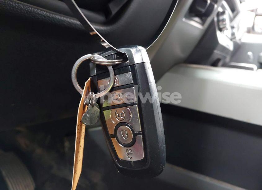 Photo 11 of 2017 Ford F-250 LARIAT (VIN 1FT7W2B60HEE43855)