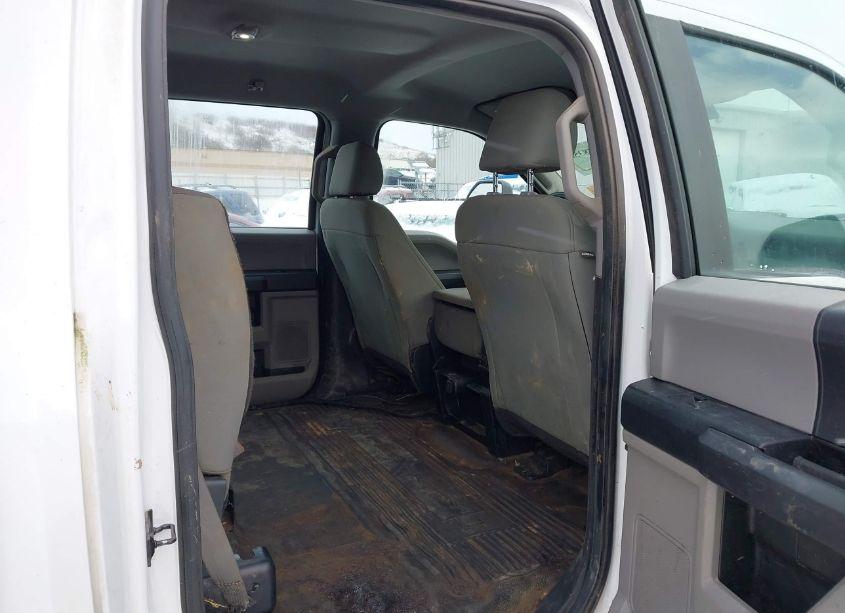 Photo 8 of 2017 Ford F-250 XL (VIN 1FT7W2B60HEF06176)