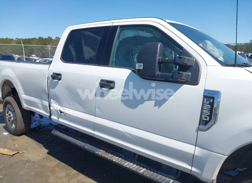 Photo 13 of 2022 Ford F-250 XLT (VIN 1FT7W2B60NEG43131)