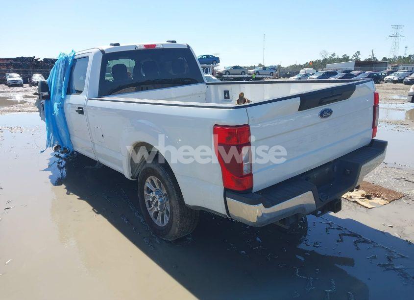 Photo 3 of 2022 Ford F-250 XLT (VIN 1FT7W2B60NEG43131)