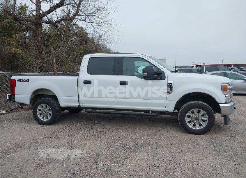 Photo 13 of 2022 Ford F-250 XLT (VIN 1FT7W2B60NEG44327)