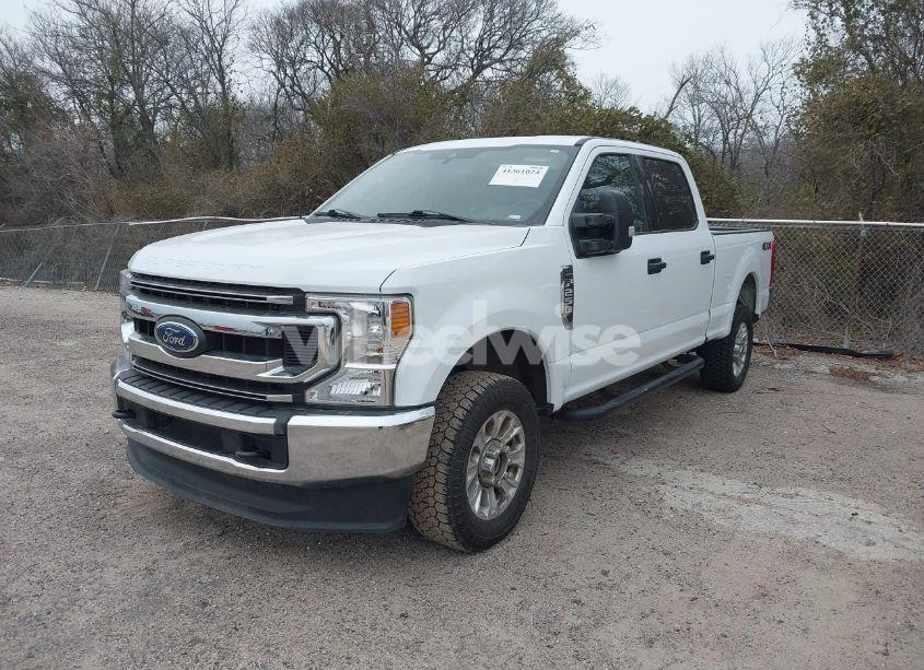 Photo 2 of 2022 Ford F-250 XLT (VIN 1FT7W2B60NEG44327)
