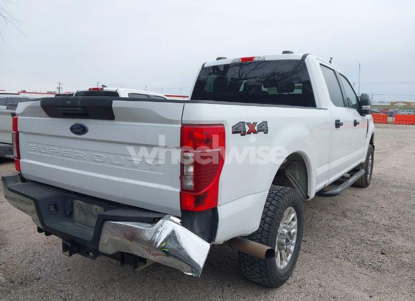 Photo 4 of 2022 Ford F-250 XLT (VIN 1FT7W2B60NEG44327)
