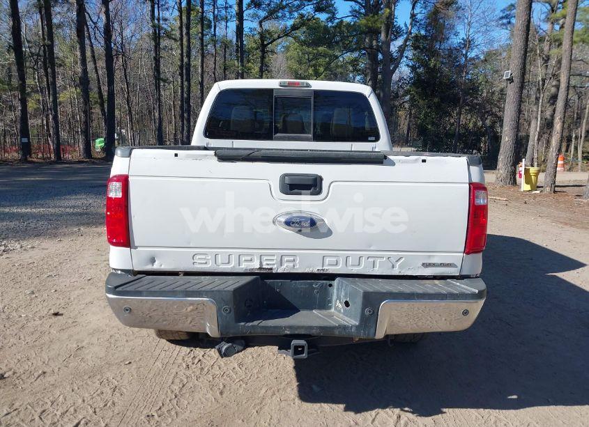 Photo 6 of 2016 Ford F-250 LARIAT (VIN 1FT7W2B61GEB59214)