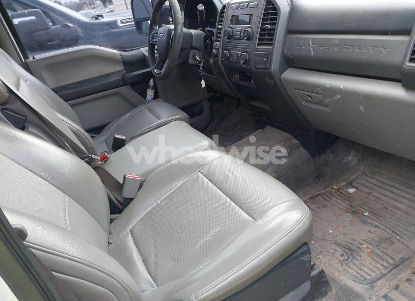 Photo 5 of 2017 Ford F-250 XL (VIN 1FT7W2B61HEB63863)