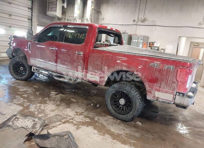 Photo 3 of 2017 Ford F-250 XLT (VIN 1FT7W2B61HEE54573)